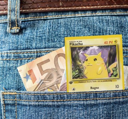 Cette banale carte Pikachu que vous avez sans doute vaut des centaines d'euros !